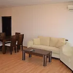 Ξενοδοχείο με διαμερίσματα Sea View Iglika Golden Sands