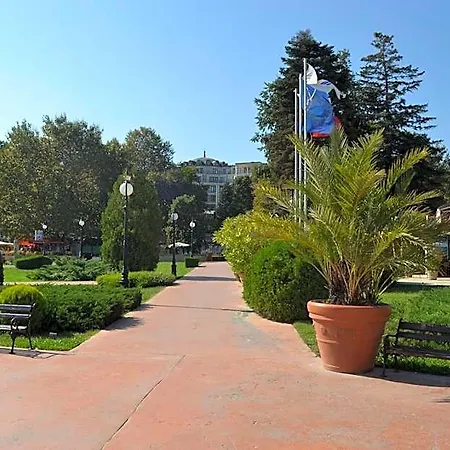 Sea View Iglika 2*